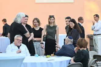 As the ceremony concluded, guests were invited to continue the evening with a reception outside the restored Beith Hamidrash